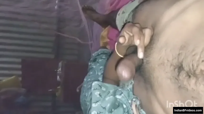 देहाती भाभी ने देवर का लंड चूसकर चूत में डलवाया गांव की चुदाई MMS