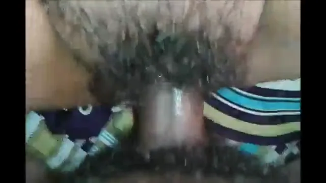 झांटो वाली खूबसूरत फुद्दी को बॉयफ्रेंड ने जोरदार चोदा देसी सेक्स वीडियो — screenshot 1