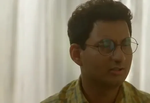 चुदक्कड़ ट्यूशन टीचर ने स्टूडेंट से देहाती चुदाई करवाई हिंदी सेक्स वीडियो — screenshot 2