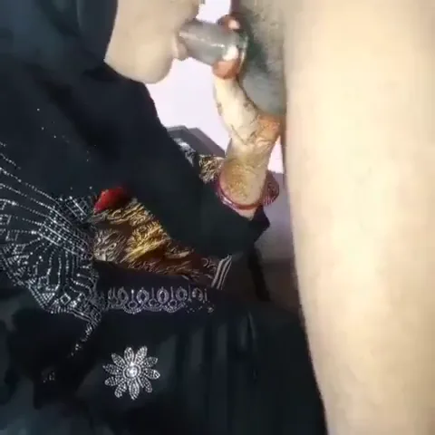 बुर्खे वाली बेगम की चूत चोदकर भोसड़ा दिखाने वाली पाकिस्तानी वीडियो — screenshot 3