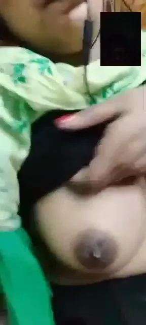 मुस्लिम लड़की ने मंगेतर को ऑनलाइन चूत दिखाकर सेक्स किया देसी बीएफ वीडियो — screenshot 1
