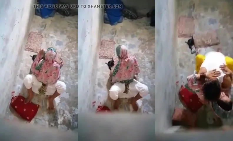 पाकिस्तानी लड़की सायरा को अपने आशिक से चुदते हुए चुपचाप फिल्माया देसी एमएमएस वीडियो