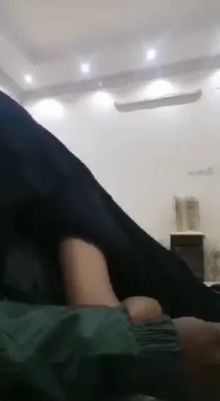 बहरीन से आए कजिन भाई ने मुस्लिम लड़की को चोदा हिंदी सेक्स वीडियो — screenshot 5