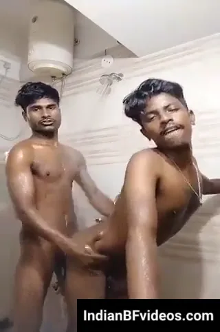 बाथरूम में नहाते गे लड़कों की जोरदार गांड चुदाई वीडियो — screenshot 1