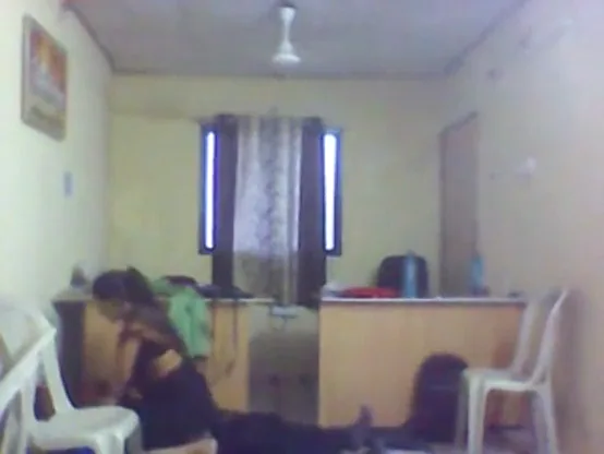 सरकारी दफ्तर में सहकर्मियों की जोरदार चुदाई हिंदी बीएफ एमएमएस — screenshot 7