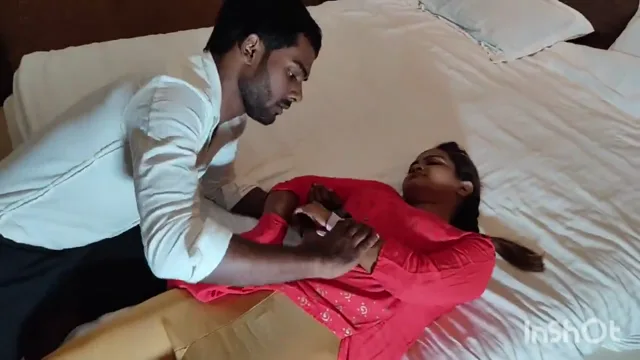 आधे घंटे की लंबी इंडियन पोर्न फिल्म हिंदी ऑडियो के साथ बीएफ वीडियो — screenshot 2