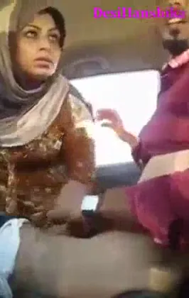 कार में मौसी की चूत चुदाई का देसी मोटा लंड वाला सेक्स वीडियो — screenshot 3