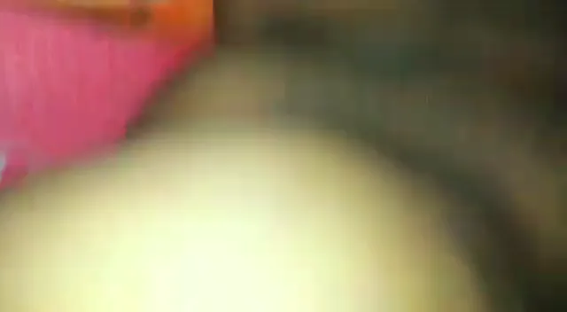 गर्लफ्रेंड की टाइट वर्जिन चूत चोदने से पहले बॉयफ्रेंड ने पूसी लिकिंग की MMS वीडियो — screenshot 4