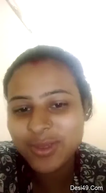 मैरिड दीदी ने दिखाए बड़े बूब्स और काले झाटों वाली चूत देसी पॉर्न वीडियो — screenshot 4