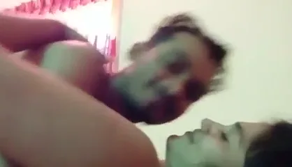 इंडियन लवर्स की डॉगी स्टाइल और मिशनरी चुदाई वाला हॉट देसी सेक्स वीडियो — screenshot 8