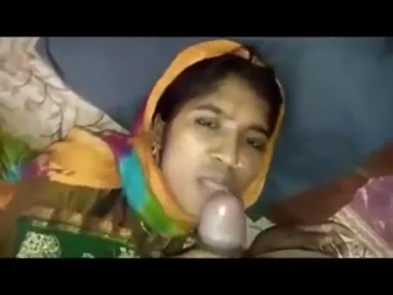 जवान गर्लफ्रेंड को ढेड़ इंची लौड़े से जोरदार चोदा गांव की चुदाई हिंदी बीएफ वीडियो — screenshot 1