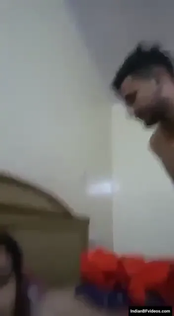 देसी खूबसूरत जवान जोड़े की जोरदार चूत चोदाई और सेक्स मस्ती — screenshot 3