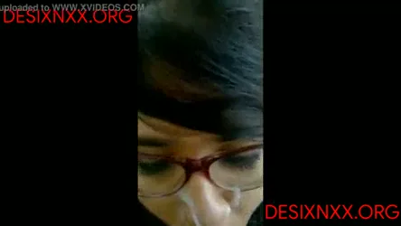 क्यूट कॉलेज गर्ल ने चेहरे पर माल छोड़वाया फेशियल सेक्स वीडियो — screenshot 5