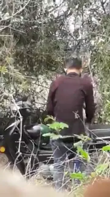 जंगल में लवर्स ने देसी चुदाई करते हुए मस्ती की ब्लू फिल्म वीडियो — screenshot 10