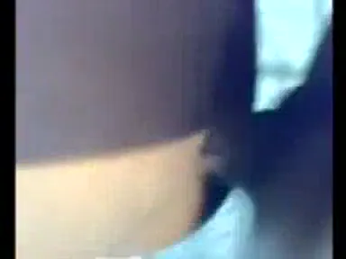 देसी माल की चूत तेल लगाकर जोर जोर से चोदी गई गांव की चुदाई वीडियो — screenshot 8
