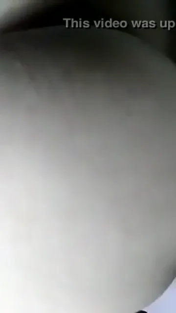 कॉलेज गर्ल ने गांड में उंगली डालकर चर्बीदार चूत से खेला देसी एमएमएस — screenshot 3