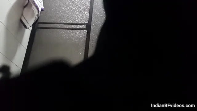 होटल में नेपाली क्यूट लड़की का न्यूड बाथरूम सेक्स वीडियो — screenshot 5