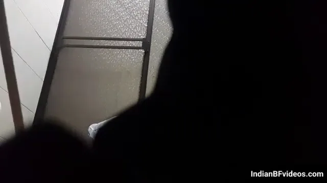 होटल में नेपाली क्यूट लड़की का न्यूड बाथरूम सेक्स वीडियो — screenshot 9
