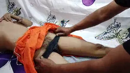 दारु पिलाकर अनीता भाभी को चोदा देसी भाभी चूत चुदाई हिंदी बीएफ वीडियो — screenshot 3