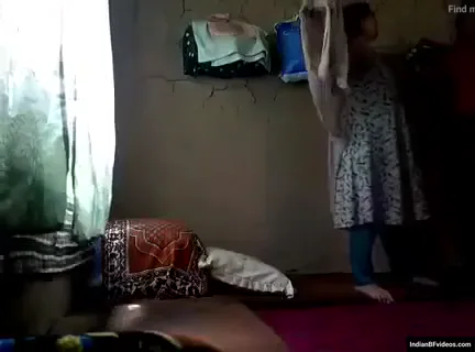 पाकी मुस्लिम विलेज कपल का होममेड सेक्स एमएमएस देसी बीवी चुदाई हिंदी बीएफ वीडियो