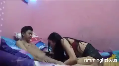 यंग कॉलेज लवर्स का जोरदार सेक्स और चुदाई वीडियो — screenshot 2