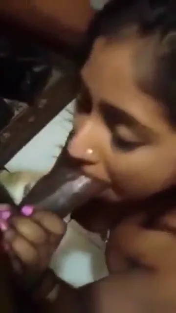 कामिनी लड़की ने लंड चूसकर गांड में उंगली करवाई देसी सेक्स वीडियो — screenshot 4