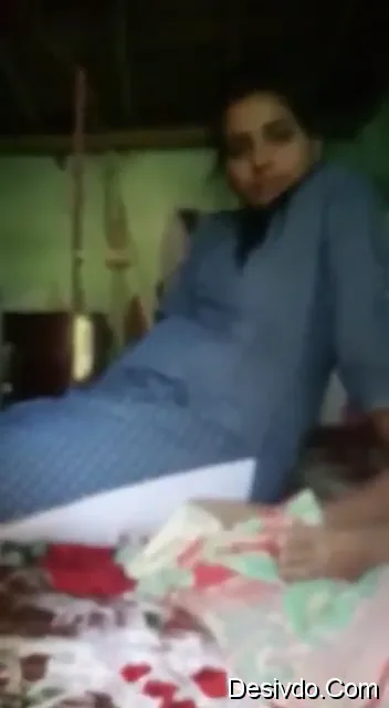 साली की लेगिंग्स चड्डी उतारकर जीजा की चुदाई हिंदी बीएफ वीडियो — screenshot 2