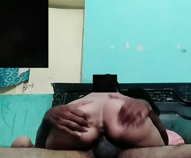 नोएडा ऑफिस गर्ल ने अप्रेसल के वक्त सर का लंड लेकर चुदाई की वीडियो — screenshot 4