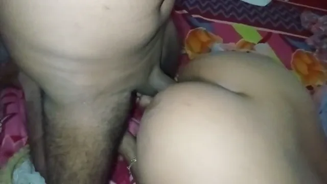 पति ने गुजराती भाभी की चूत और गांड दोनों मारी देसी बीएफ वीडियो — screenshot 9